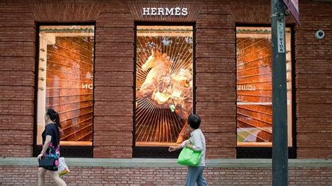 les echos hermès relève seul le défi digital en chine